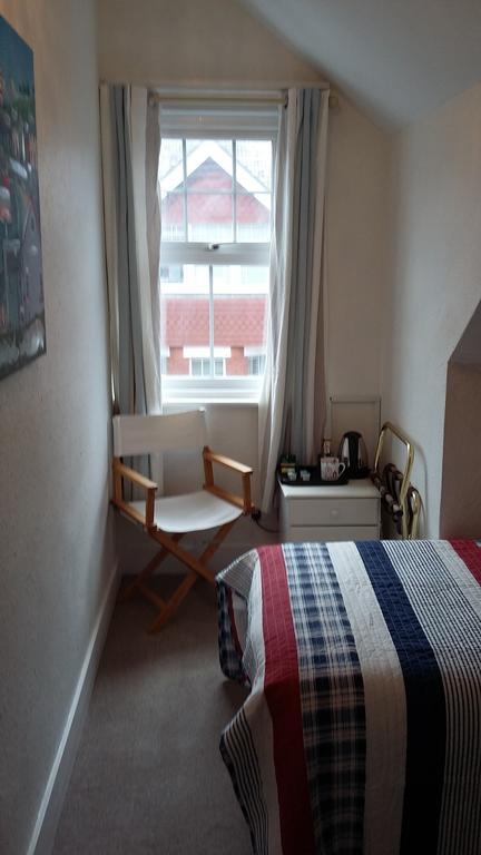 Cambridge House Guest House ايستبورن الغرفة الصورة