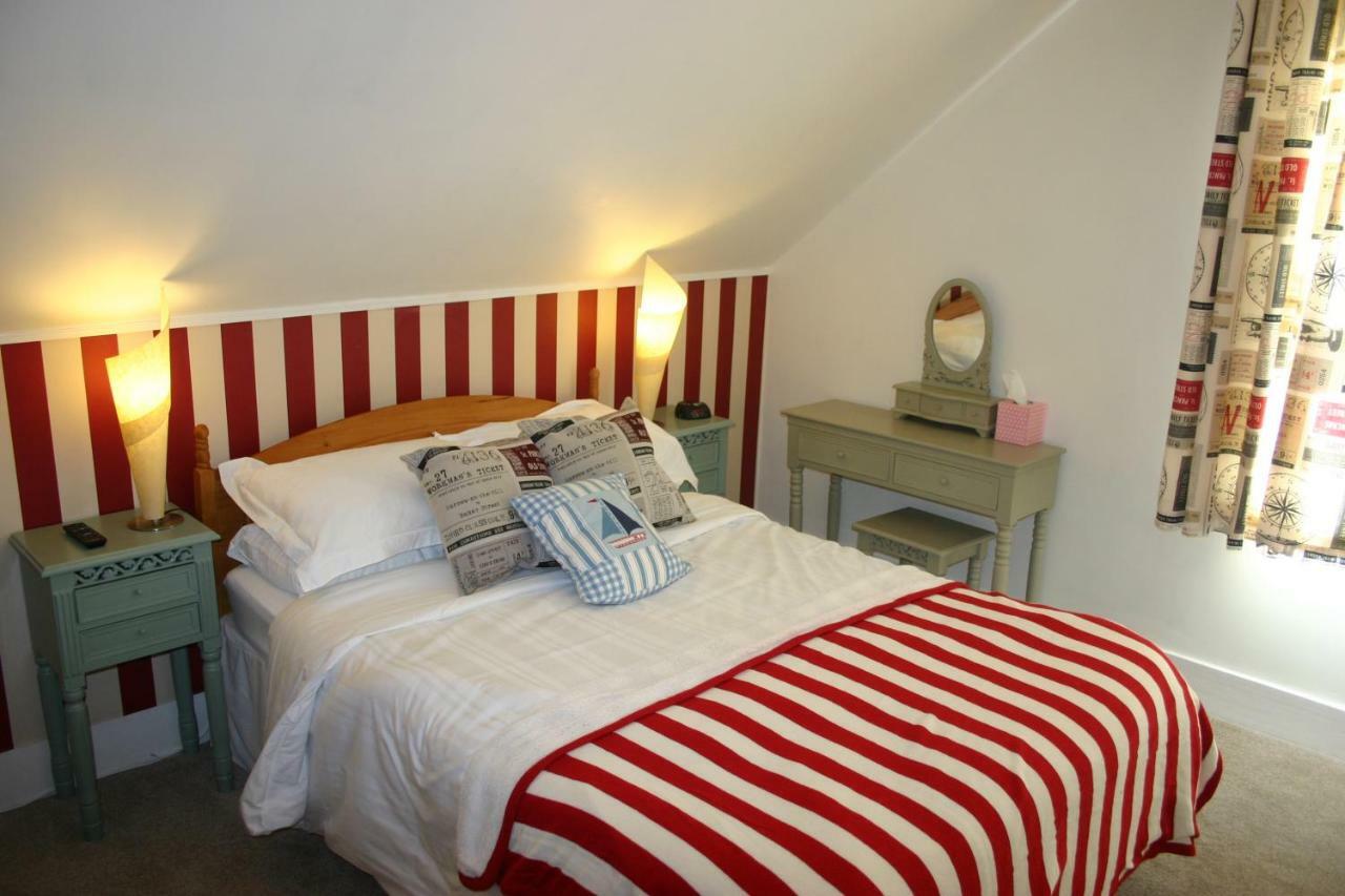 Cambridge House Guest House ايستبورن الغرفة الصورة